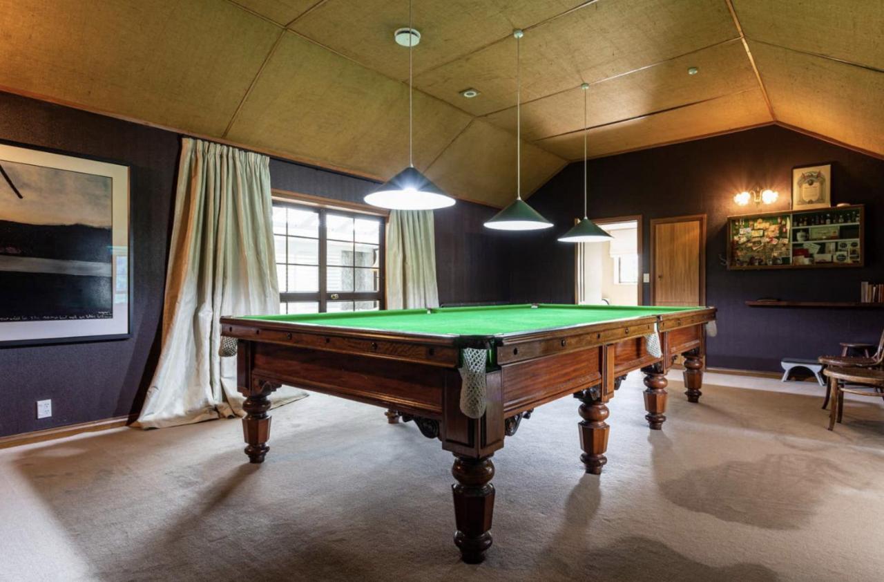 The Billiards Room Queenstown Exteriör bild